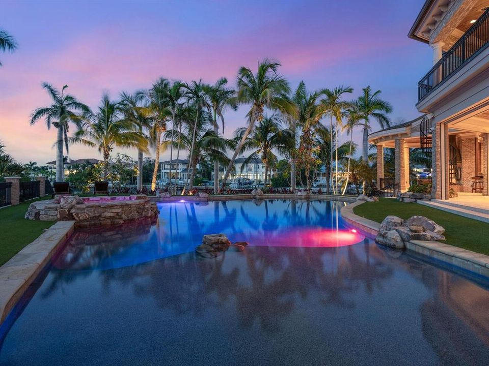 For Sale: $17,350,000 (6 beds, 7 baths, 11588 Square Feet)