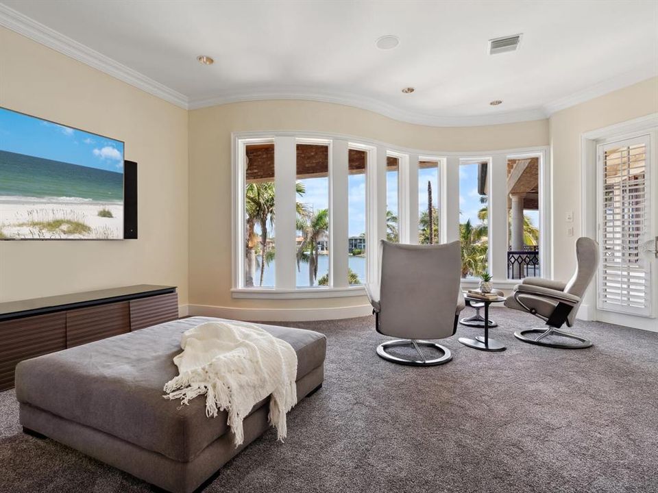 For Sale: $17,350,000 (6 beds, 7 baths, 11588 Square Feet)