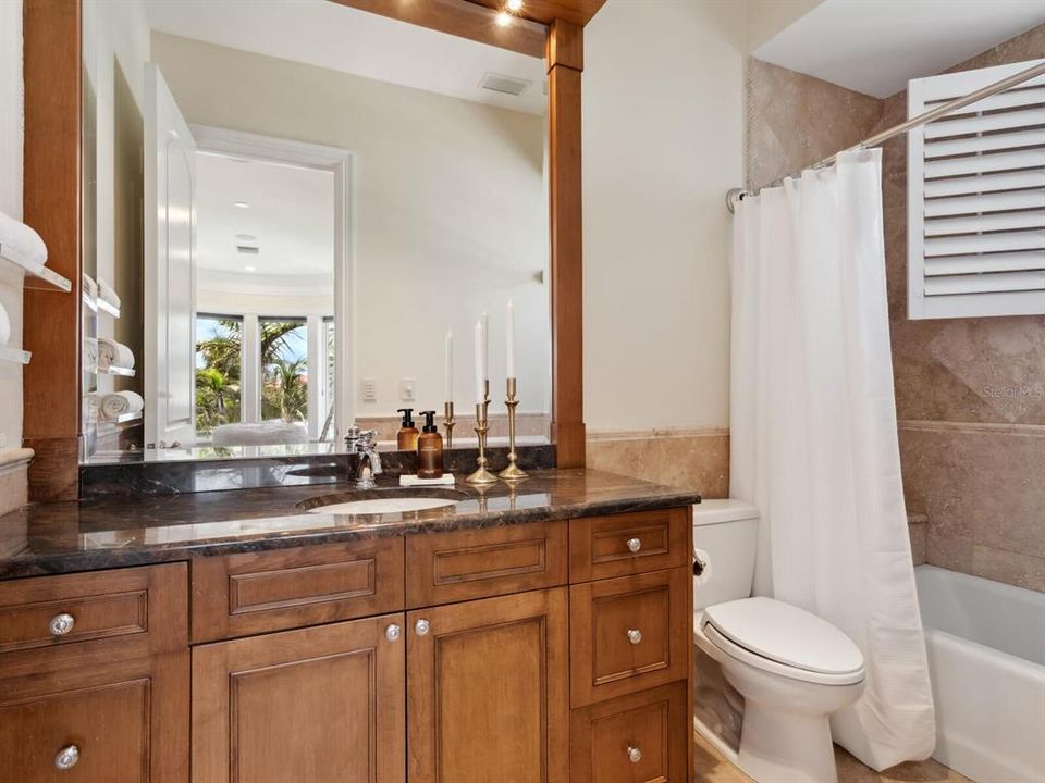 For Sale: $17,350,000 (6 beds, 7 baths, 11588 Square Feet)