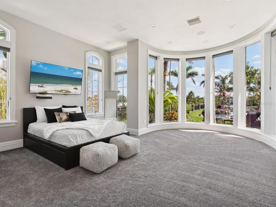 For Sale: $17,350,000 (6 beds, 7 baths, 11588 Square Feet)