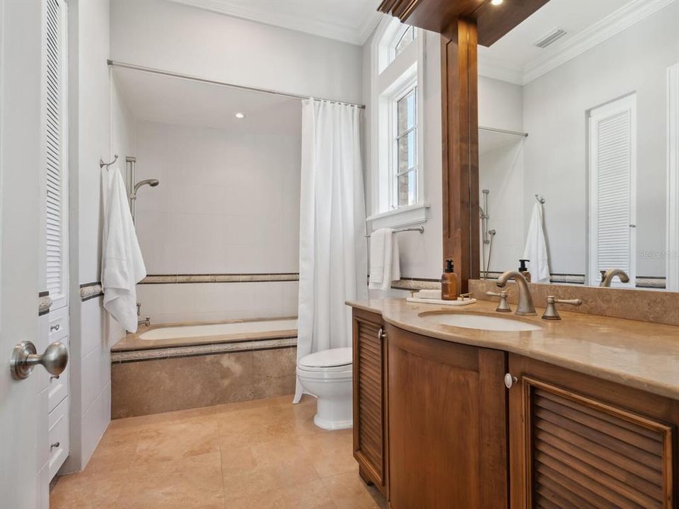 For Sale: $17,350,000 (6 beds, 7 baths, 11588 Square Feet)