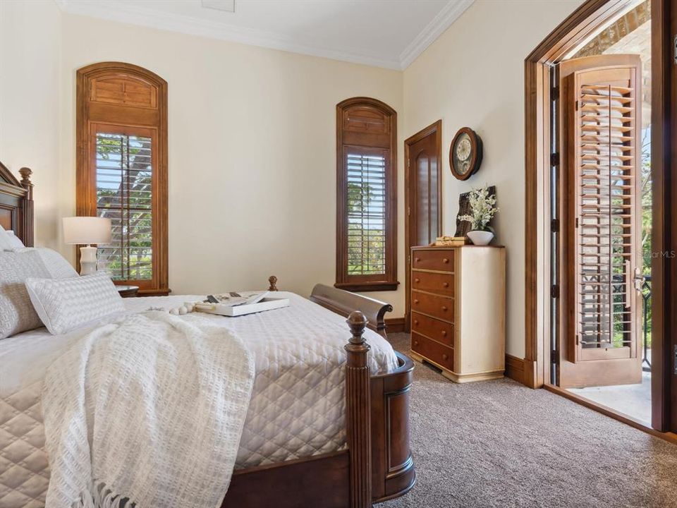 For Sale: $17,350,000 (6 beds, 7 baths, 11588 Square Feet)