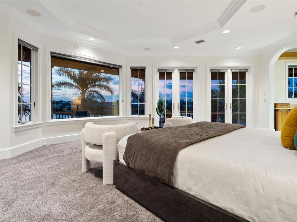 For Sale: $17,350,000 (6 beds, 7 baths, 11588 Square Feet)