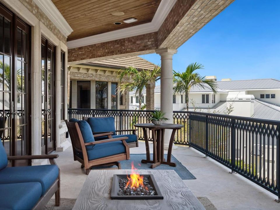 For Sale: $17,350,000 (6 beds, 7 baths, 11588 Square Feet)