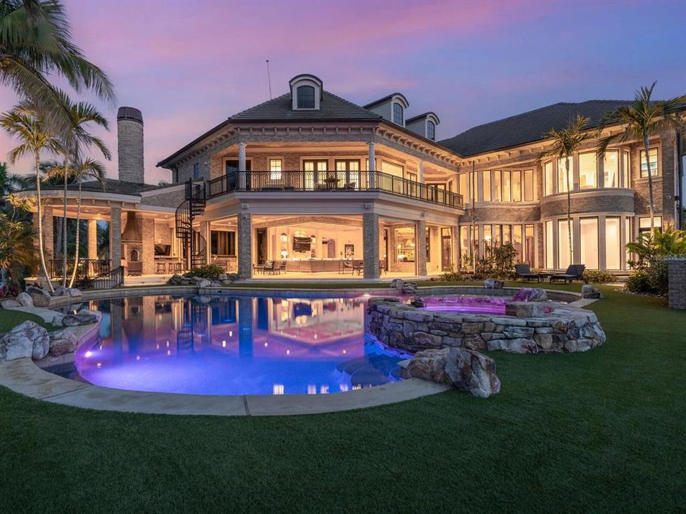 For Sale: $17,350,000 (6 beds, 7 baths, 11588 Square Feet)