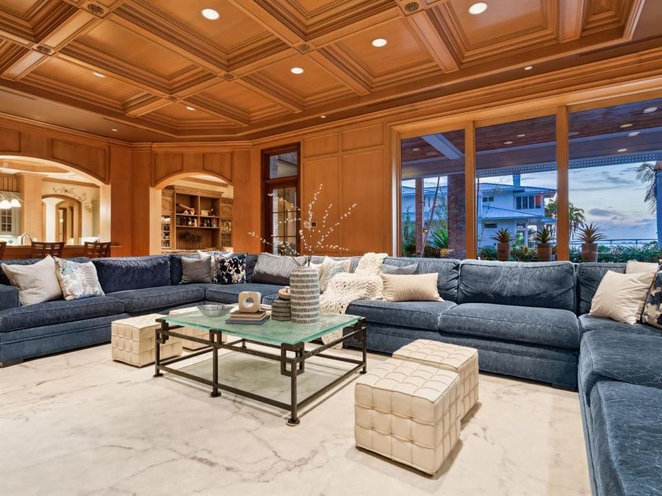 For Sale: $17,350,000 (6 beds, 7 baths, 11588 Square Feet)