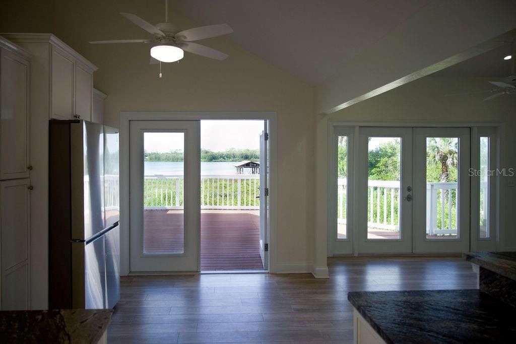 For Sale: $1,150,000 (4 beds, 3 baths, 2876 Square Feet)