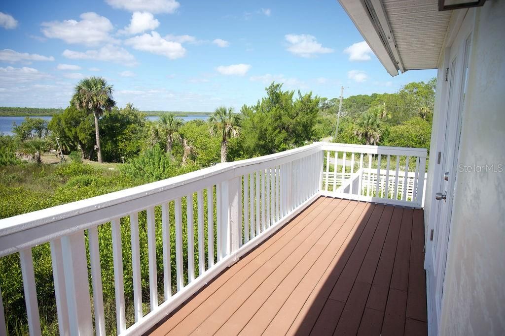 For Sale: $1,150,000 (4 beds, 3 baths, 2876 Square Feet)