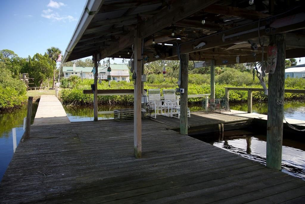 For Sale: $1,150,000 (4 beds, 3 baths, 2876 Square Feet)