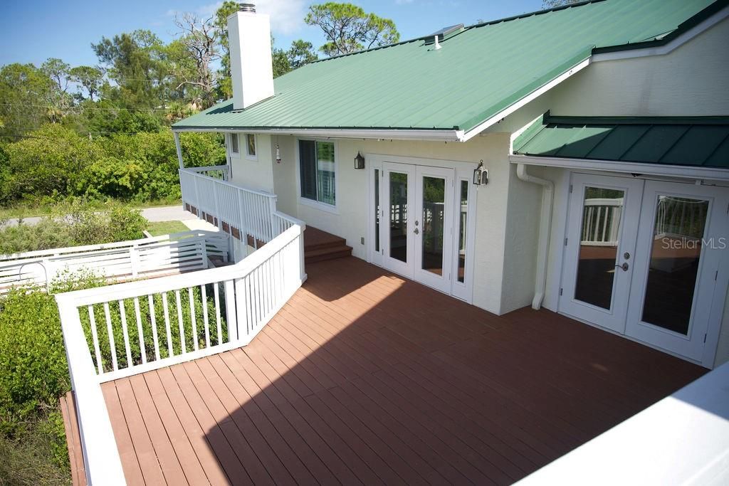 For Sale: $1,150,000 (4 beds, 3 baths, 2876 Square Feet)