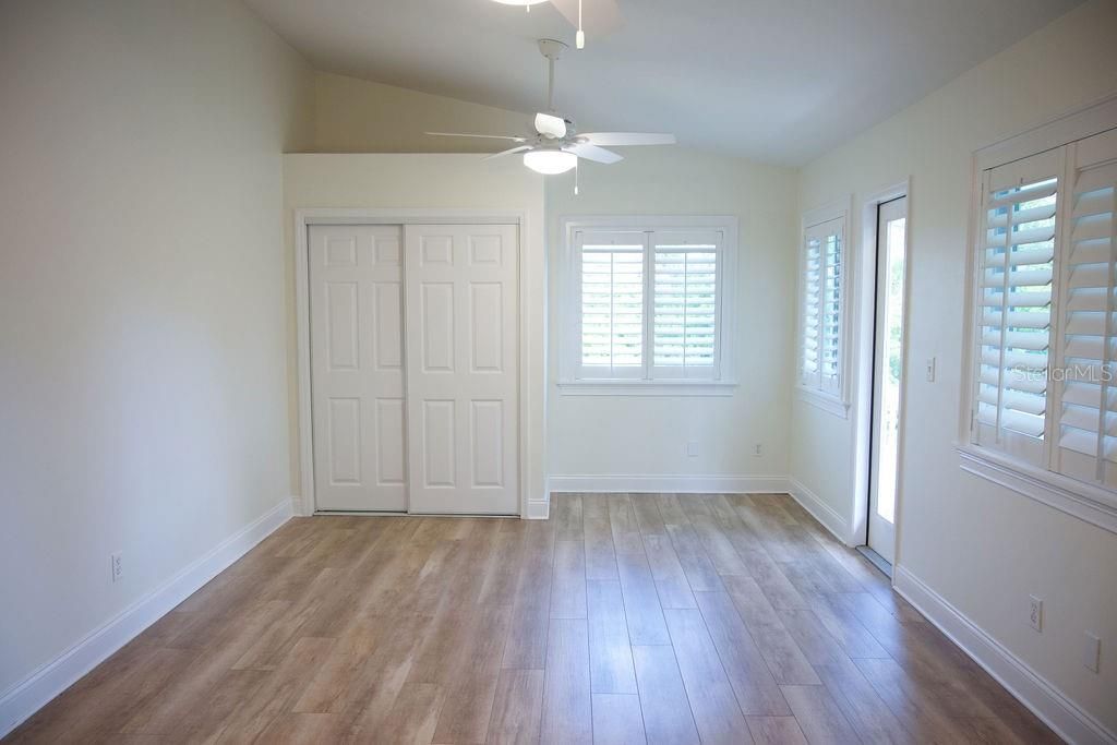 For Sale: $1,150,000 (4 beds, 3 baths, 2876 Square Feet)