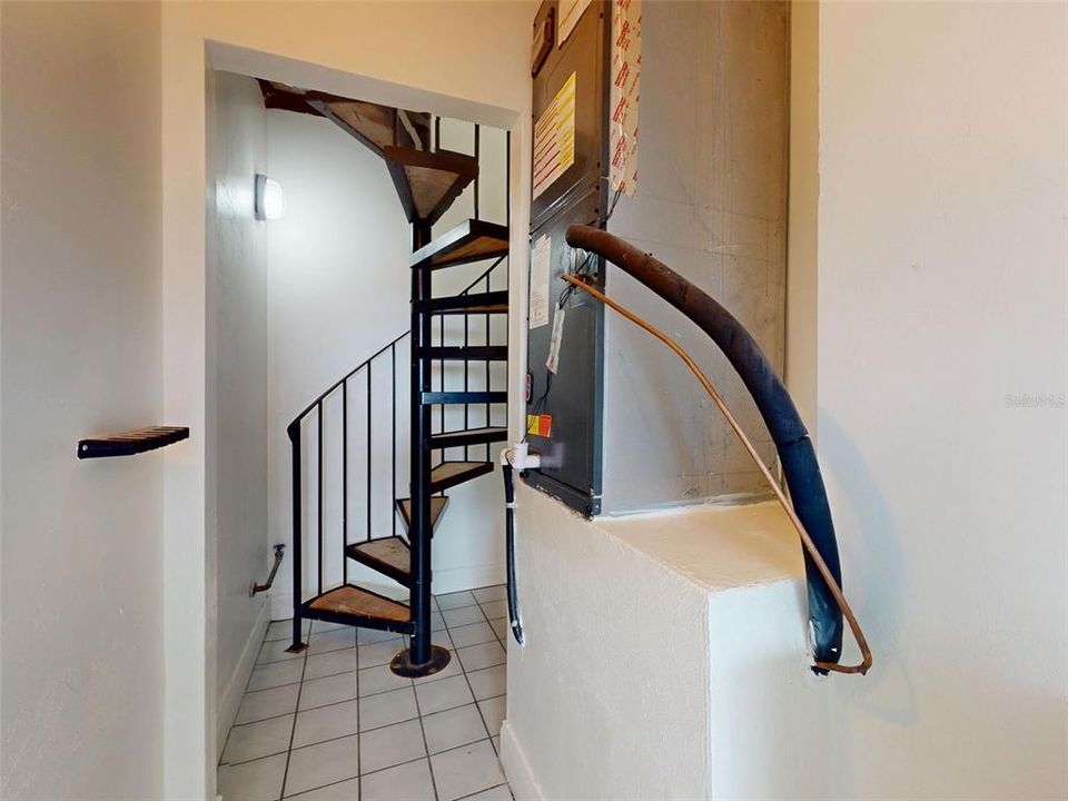 For Sale: $1,150,000 (4 beds, 3 baths, 2876 Square Feet)