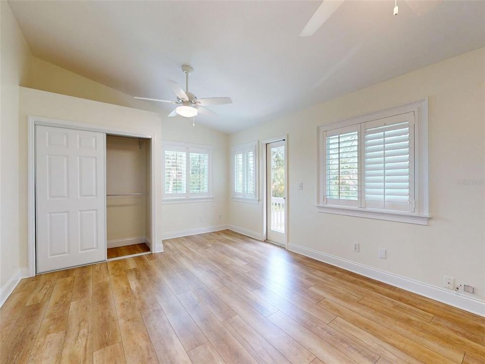 For Sale: $1,150,000 (4 beds, 3 baths, 2876 Square Feet)