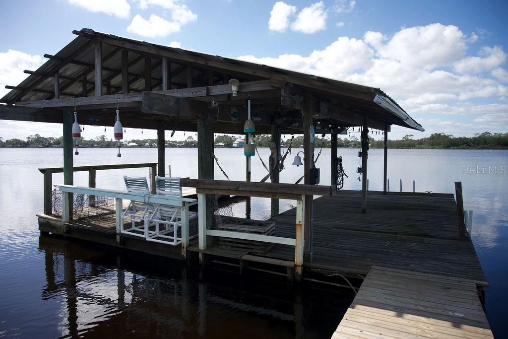 For Sale: $1,150,000 (4 beds, 3 baths, 2876 Square Feet)