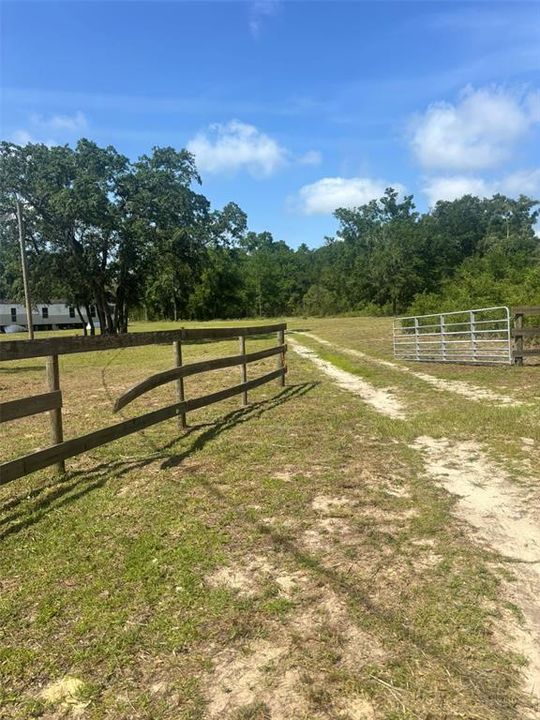 Recently Sold: $68,000 (2 beds, 1 baths, 760 Square Feet)