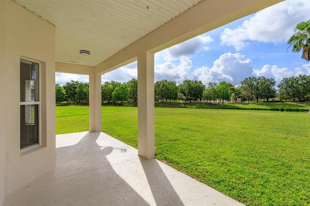 合同活跃: $339,900 (4 贝兹, 2 浴室, 1980 平方英尺)