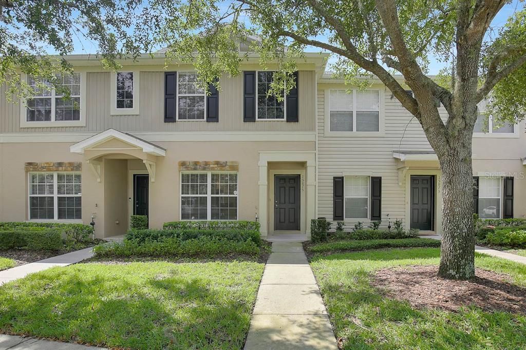 Recently Rented: $2,050 (2 beds, 2 baths, 1383 Square Feet)