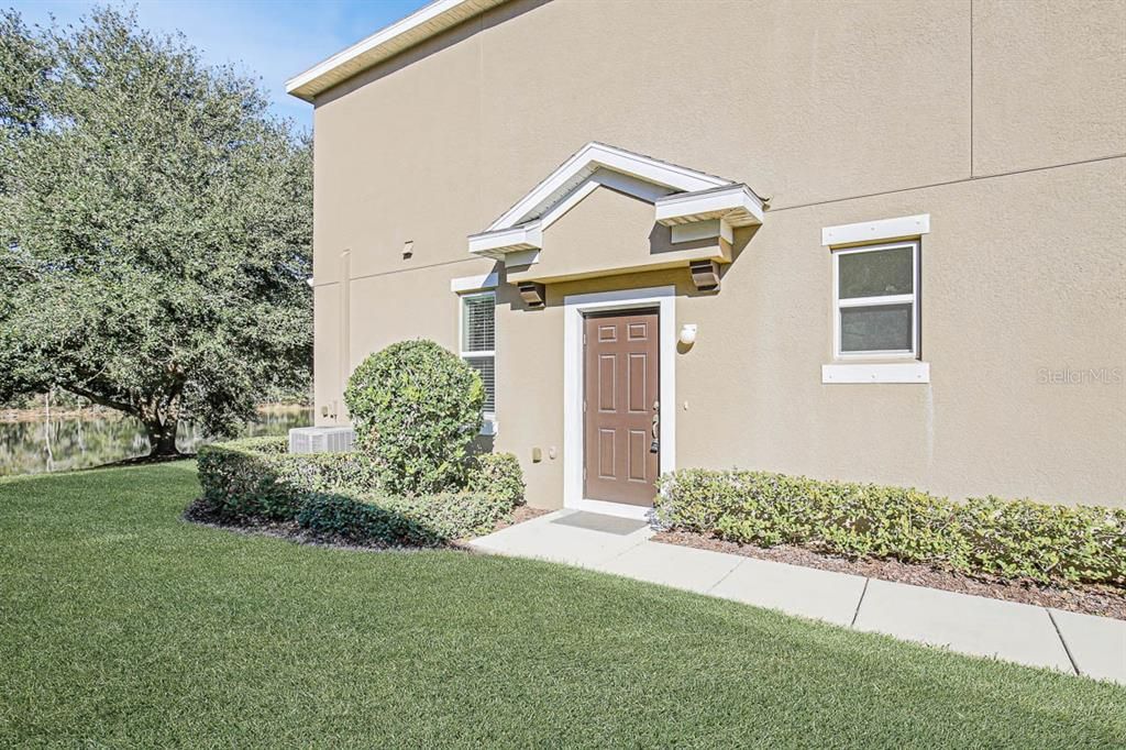 Recently Rented: $2,200 (3 beds, 2 baths, 1533 Square Feet)