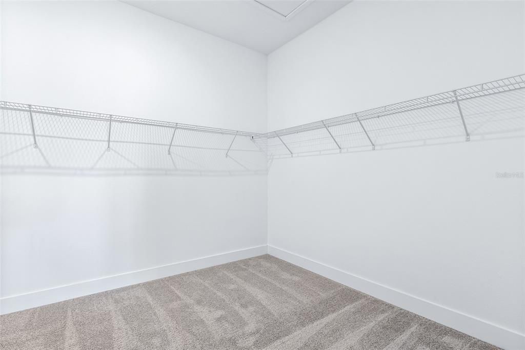 For Sale: $554,900 (5 beds, 3 baths, 2980 Square Feet)