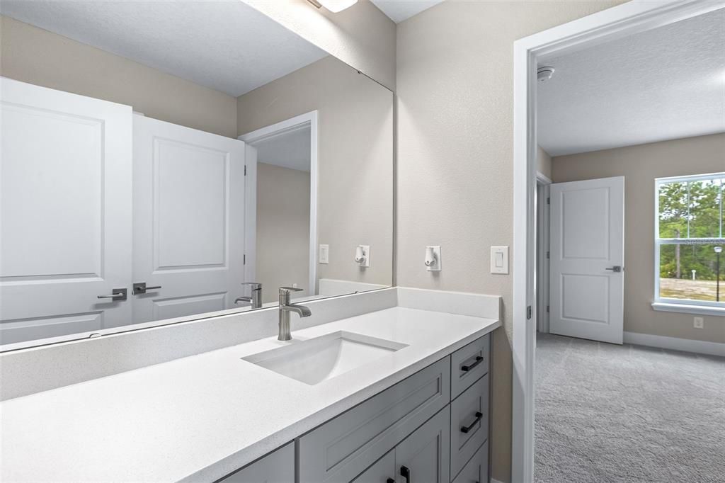 For Sale: $554,900 (5 beds, 3 baths, 2980 Square Feet)