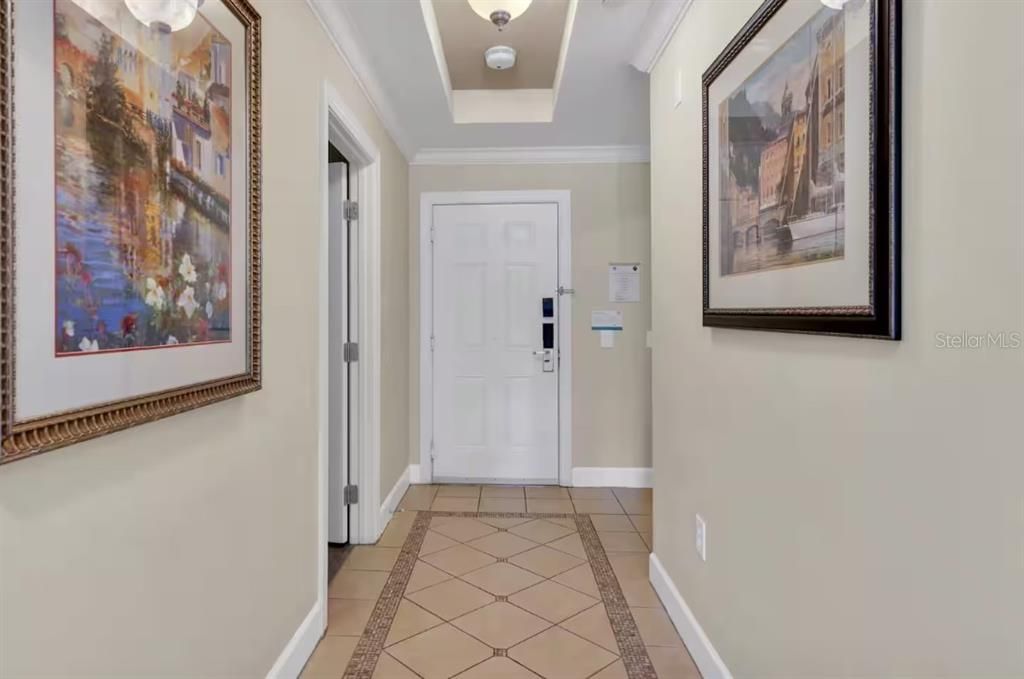 待售: $370,000 (3 贝兹, 3 浴室, 1686 平方英尺)