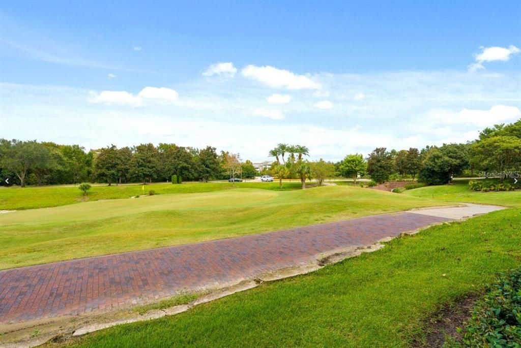 待售: $370,000 (3 贝兹, 3 浴室, 1686 平方英尺)