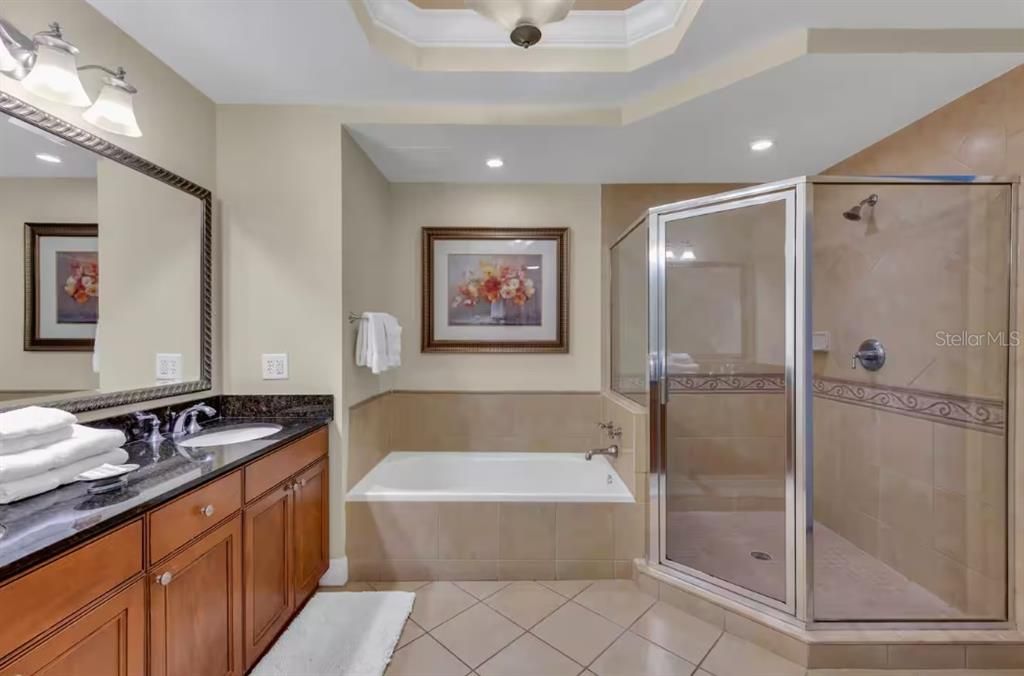 待售: $370,000 (3 贝兹, 3 浴室, 1686 平方英尺)