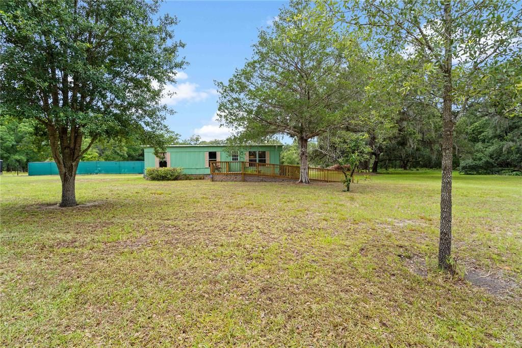 For Sale: $239,000 (2 beds, 1 baths, 960 Square Feet)