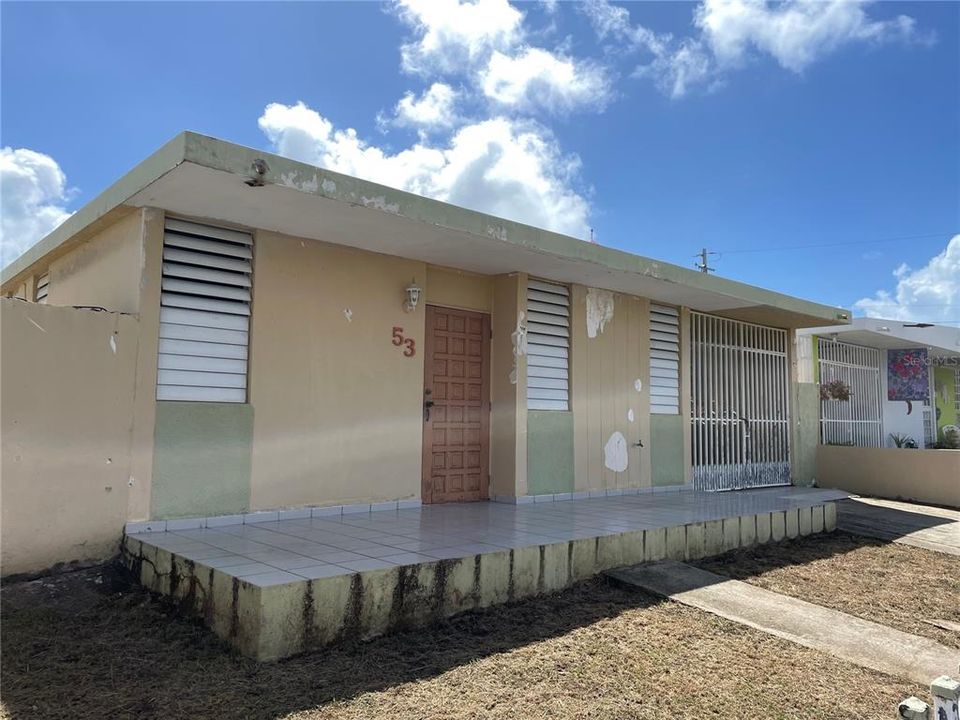 Vendido Recientemente: $115,000 (3 camas, 1 baños, 837 Pies cuadrados)