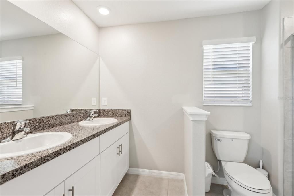 For Sale: $259,900 (3 beds, 2 baths, 1787 Square Feet)