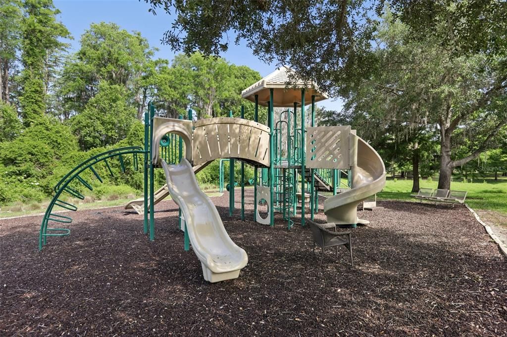 For Sale: $259,900 (3 beds, 2 baths, 1787 Square Feet)