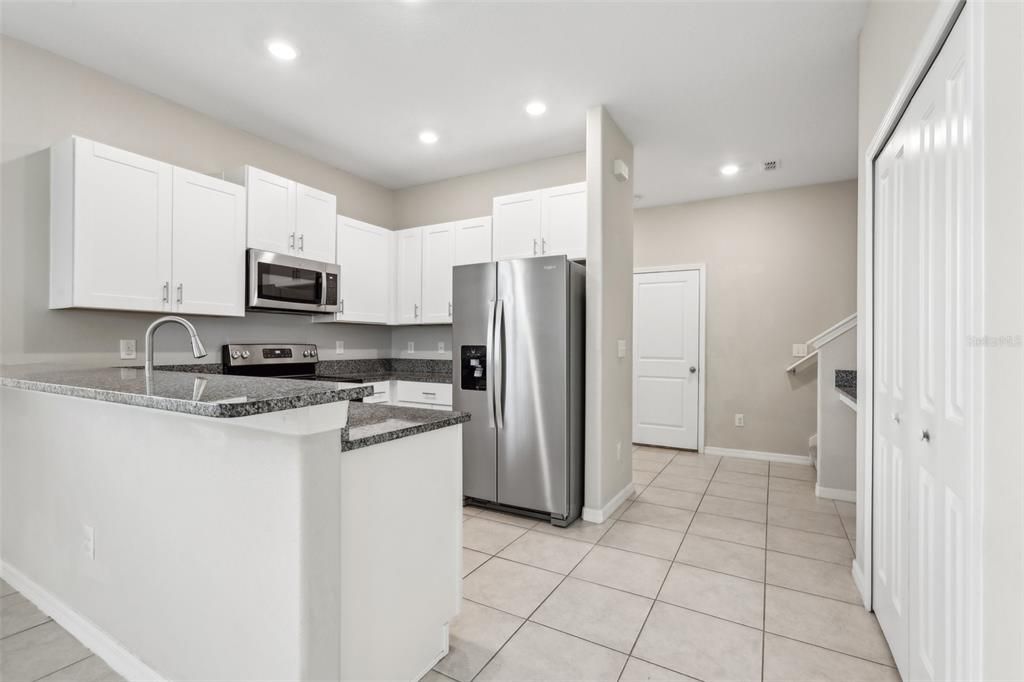 For Sale: $259,900 (3 beds, 2 baths, 1787 Square Feet)