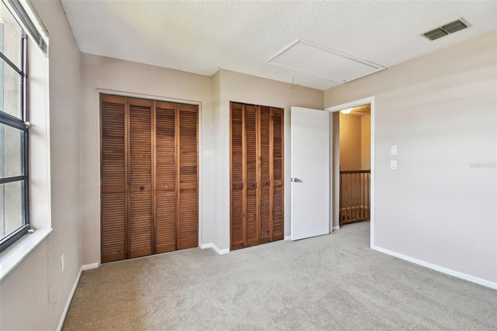 Active With Contract: $159,900 (2 beds, 1 baths, 1248 Square Feet)