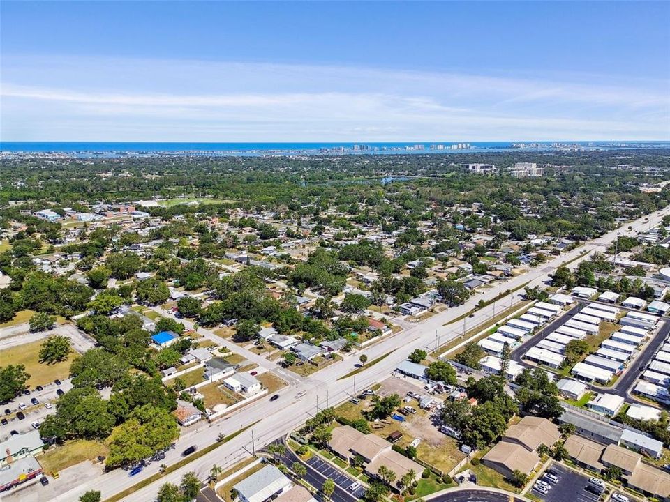 Active With Contract: $159,900 (2 beds, 1 baths, 1248 Square Feet)