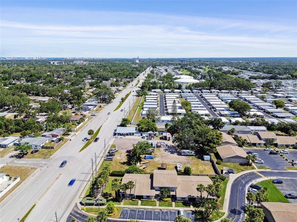 Active With Contract: $159,900 (2 beds, 1 baths, 1248 Square Feet)