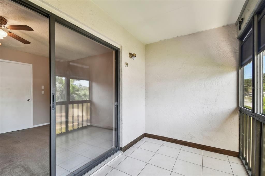 Active With Contract: $159,900 (2 beds, 1 baths, 1248 Square Feet)