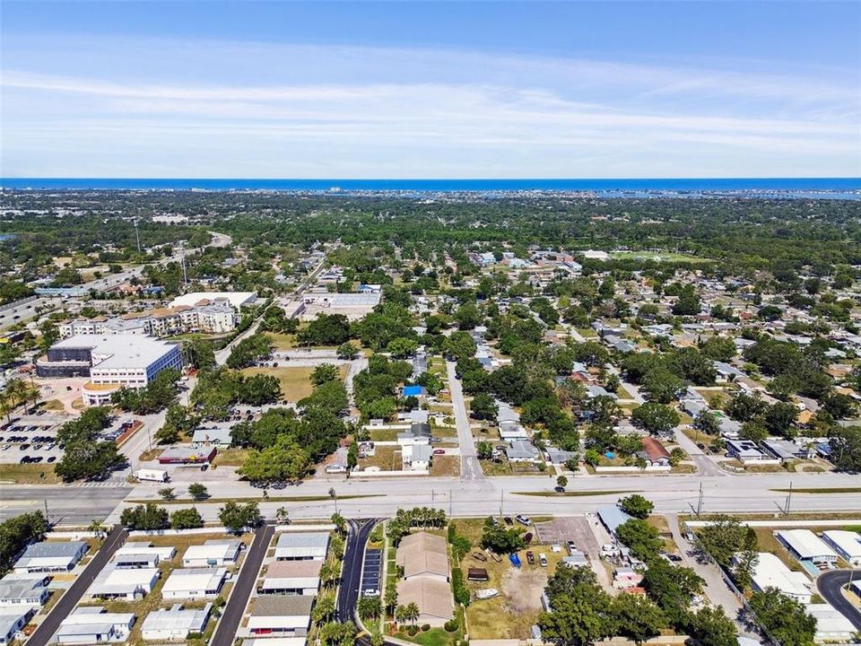 Active With Contract: $159,900 (2 beds, 1 baths, 1248 Square Feet)