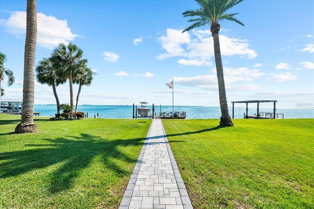 For Sale: $3,990,000 (4 beds, 4 baths, 3669 Square Feet)