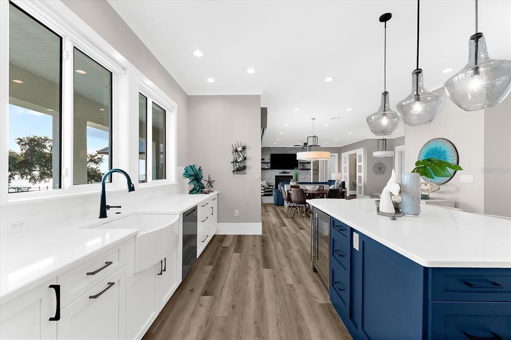 For Sale: $3,990,000 (4 beds, 4 baths, 3669 Square Feet)