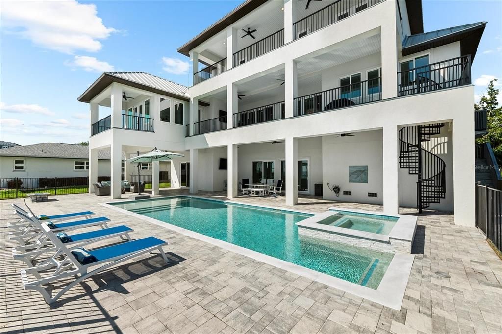 For Sale: $3,990,000 (4 beds, 4 baths, 3669 Square Feet)