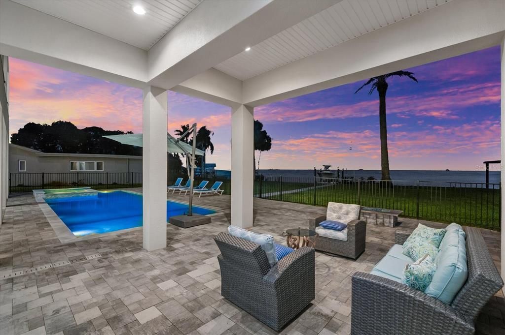 For Sale: $3,990,000 (4 beds, 4 baths, 3669 Square Feet)