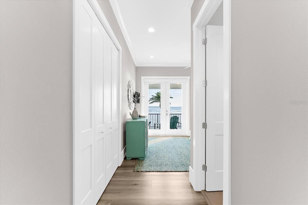 For Sale: $3,990,000 (4 beds, 4 baths, 3669 Square Feet)