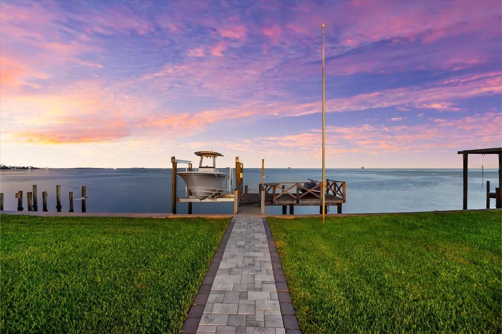 For Sale: $3,990,000 (4 beds, 4 baths, 3669 Square Feet)