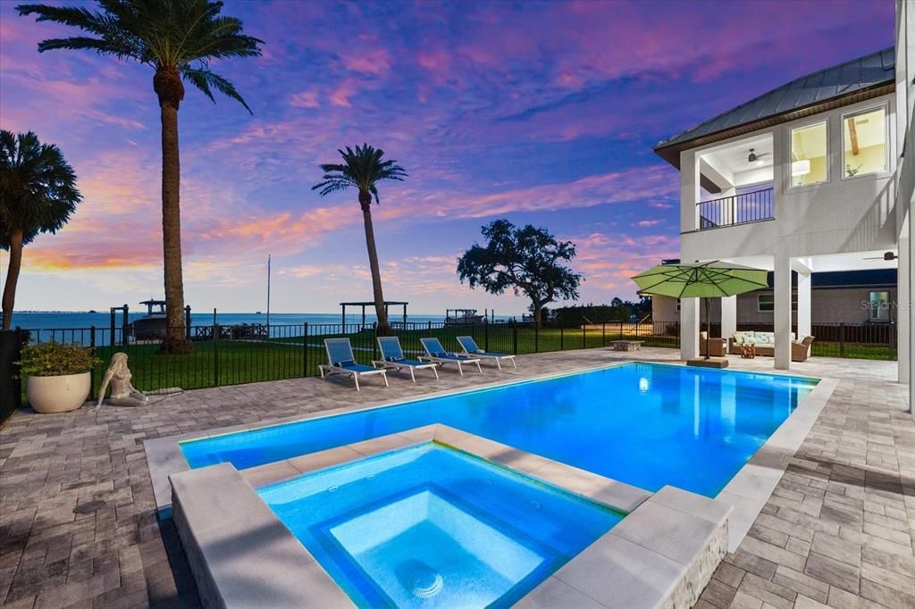 For Sale: $3,990,000 (4 beds, 4 baths, 3669 Square Feet)