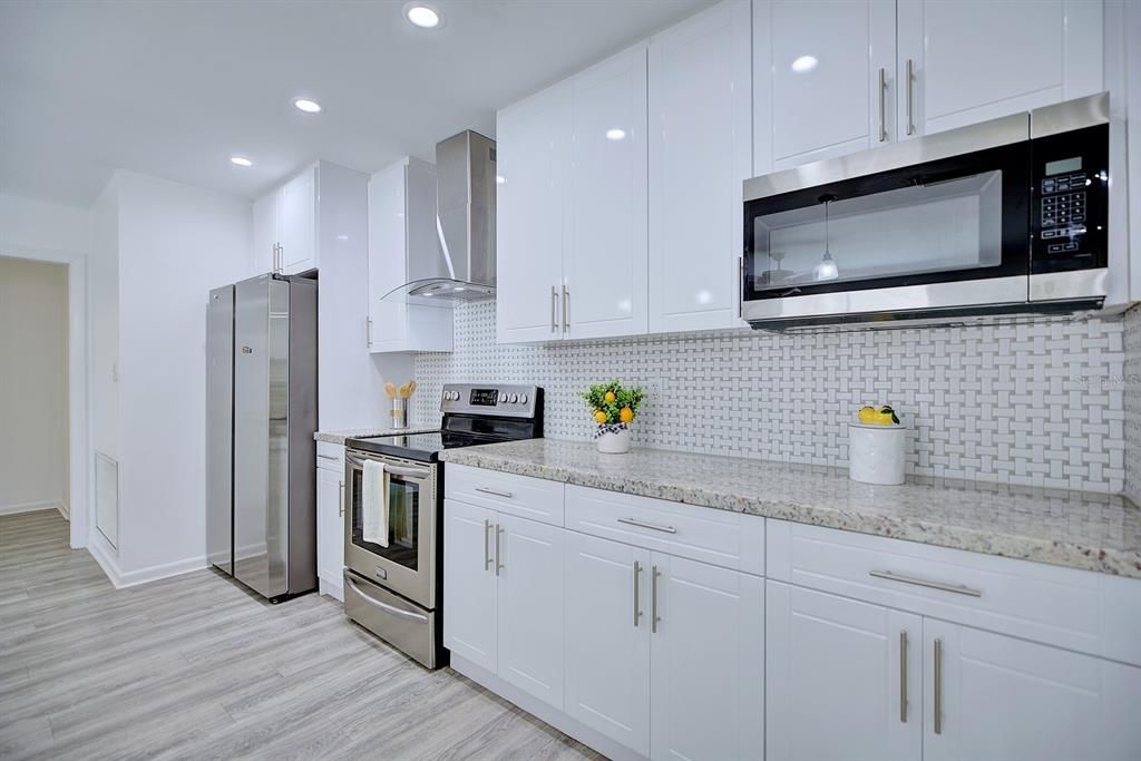 待售: $349,000 (3 贝兹, 2 浴室, 1920 平方英尺)