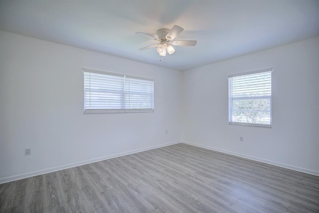 待售: $349,000 (3 贝兹, 2 浴室, 1920 平方英尺)