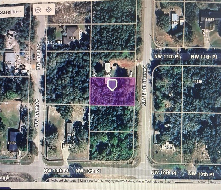 На продажу: $35,000 (0.22 acres)