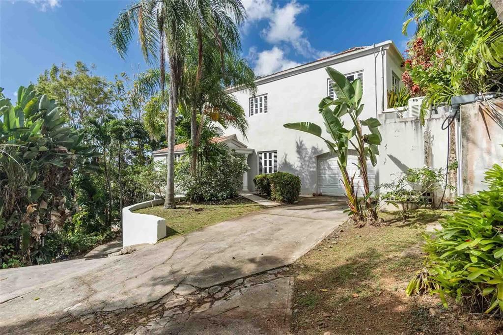 En Venta: $1,250,000 (6 camas, 5 baños, 6011 Pies cuadrados)