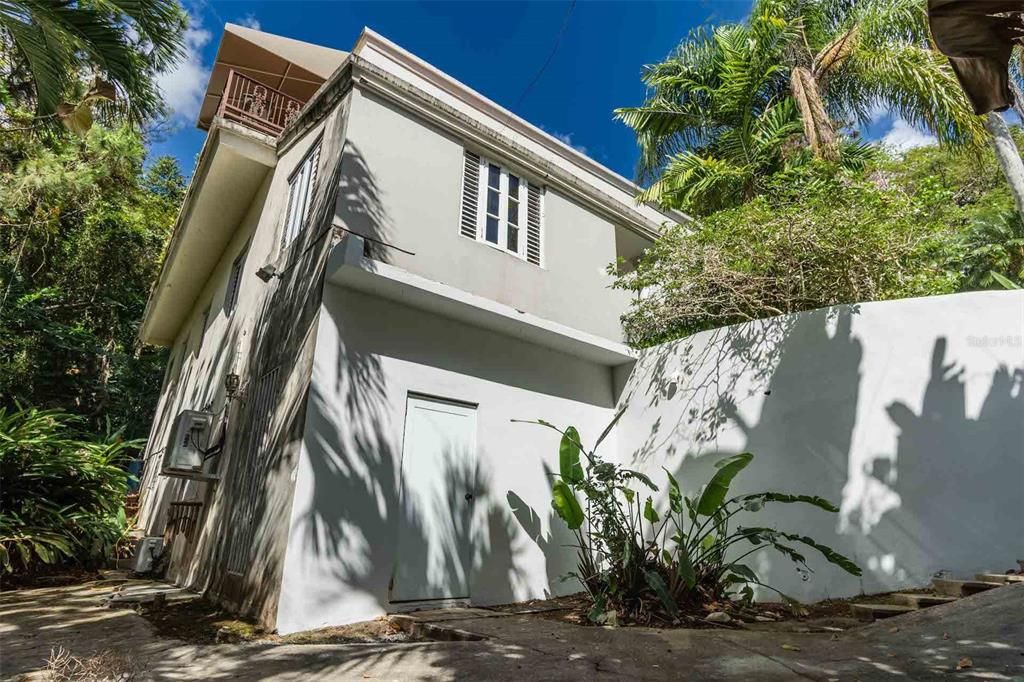 En Venta: $1,250,000 (6 camas, 5 baños, 6011 Pies cuadrados)