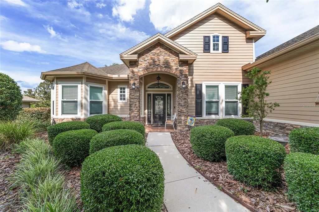 待售: $589,000 (4 贝兹, 3 浴室, 2863 平方英尺)